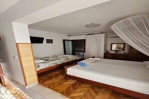 Fer et planche à repasser, Wi-Fi gratuit