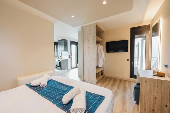 Family Apartment, Multiple Bedrooms (Kourouta Luxury Suites with Pool nr3) | 1 bedroom, iron/ironing board, free WiFi, bed sheets - Grand Kourouta Pool Apartments (Ilida)