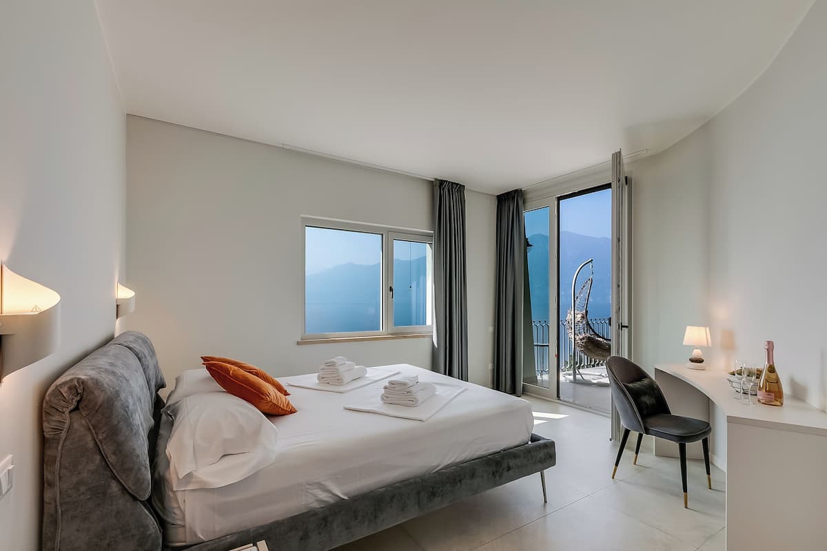 Familie huis, 1 slaapkamer, aan het meer (Boutique apartment Marte with Pool) | 1 slaapkamer, gratis wifi, beddengoed