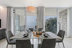 Family House, Multiple Bedrooms, 2 Bathrooms, Lakeside (Boutique apartment Giove with Pool) | Dining room