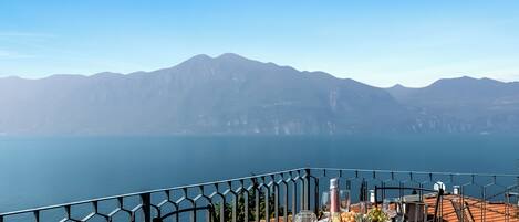 Tempat makan outdoor