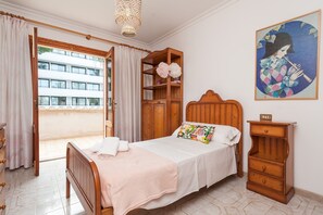 5 bedrooms