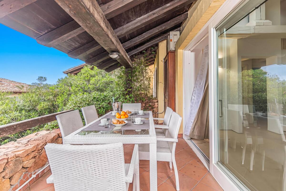 Departamento familiar, 2 habitaciones, microondas (Rotondo Dream Suite 1) | Restaurante al aire libre