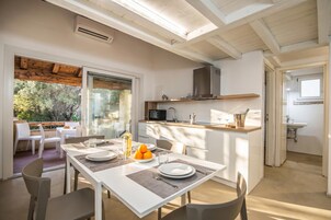 Apartamento familiar, 2 habitaciones, microondas (Rotondo Dream Suite 3) | Comedor