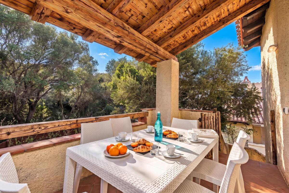 Departamento familiar, 2 habitaciones, microondas (Rotondo Dream Suite 3) | Restaurante al aire libre