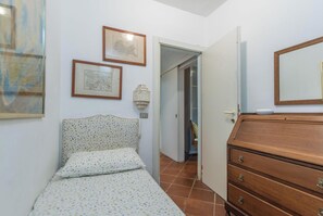 Family Apartment, Multiple Bedrooms (Number One With Shared Pool) | 2 bedrooms, iron/ironing board, free WiFi, bed sheets - Rotondo Dream Suite (Olbia)
