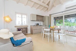 En 32-tommers smart-TV med Parabol-TV