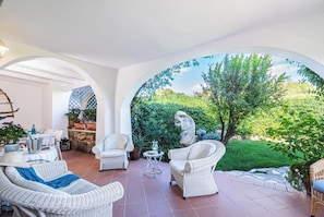 Perhehuoneisto, useita makuuhuoneita (Number One With Shared Pool) | Näkymä huoneesta