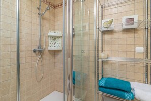 Bathroom - Casa Acogedora - House In Portocolom. Free Wifi (Portocolom, Illes Balears)