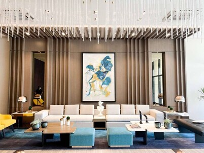 Uptown Parksuites Tower Two