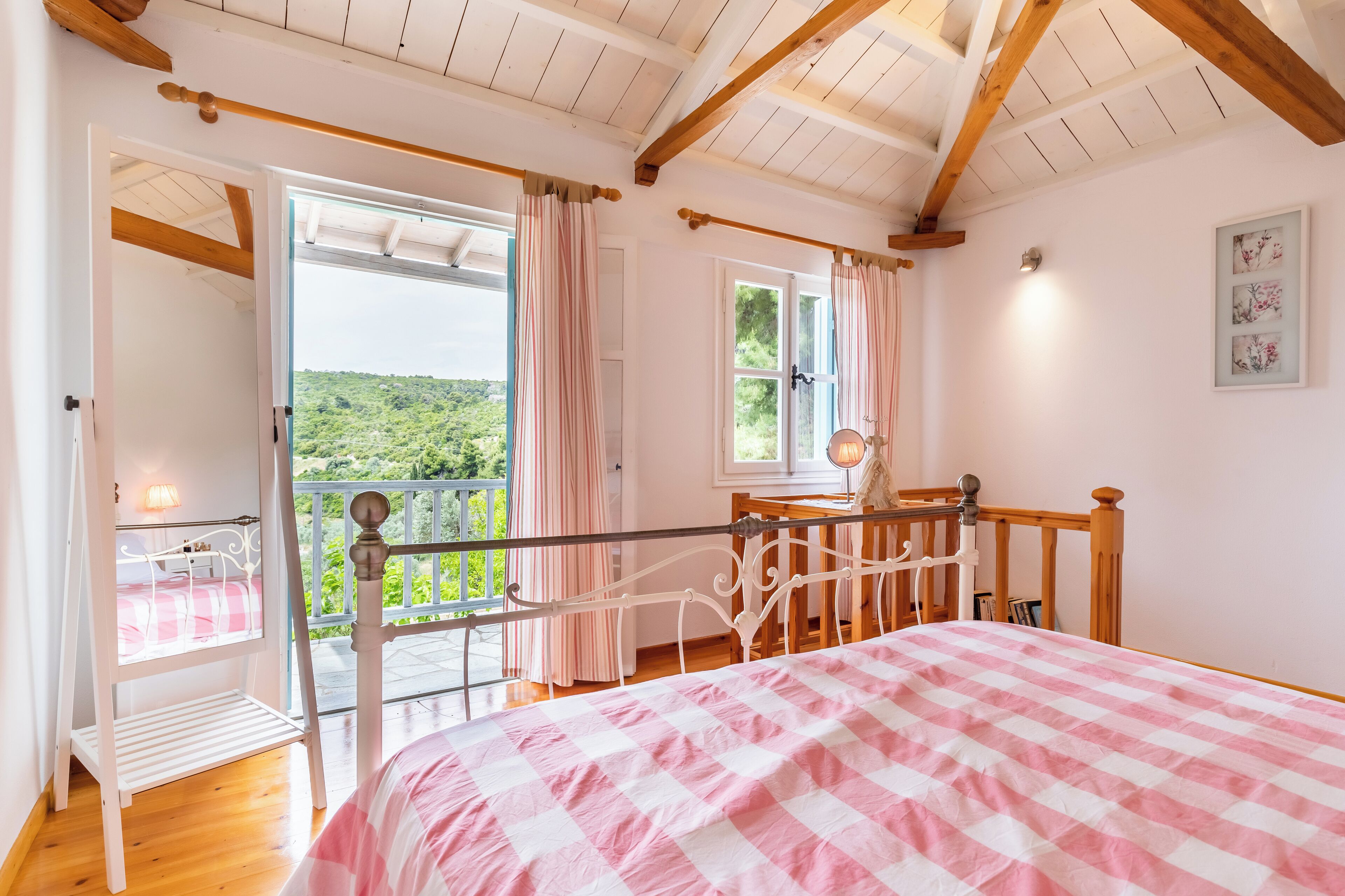 1 bedroom, iron/ironing board, bed sheets