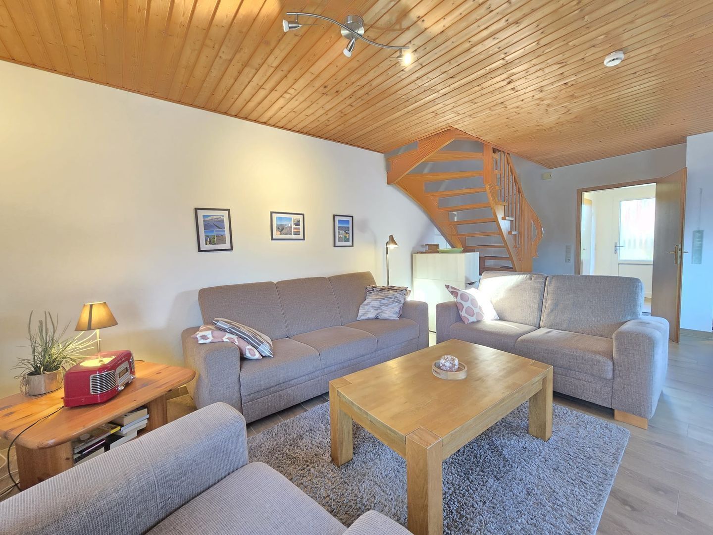 Télévision, chaîne hi-fi