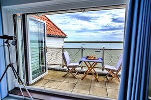 Interior - Apartment in Burnham with River Views (Burnham-on-Crouch)