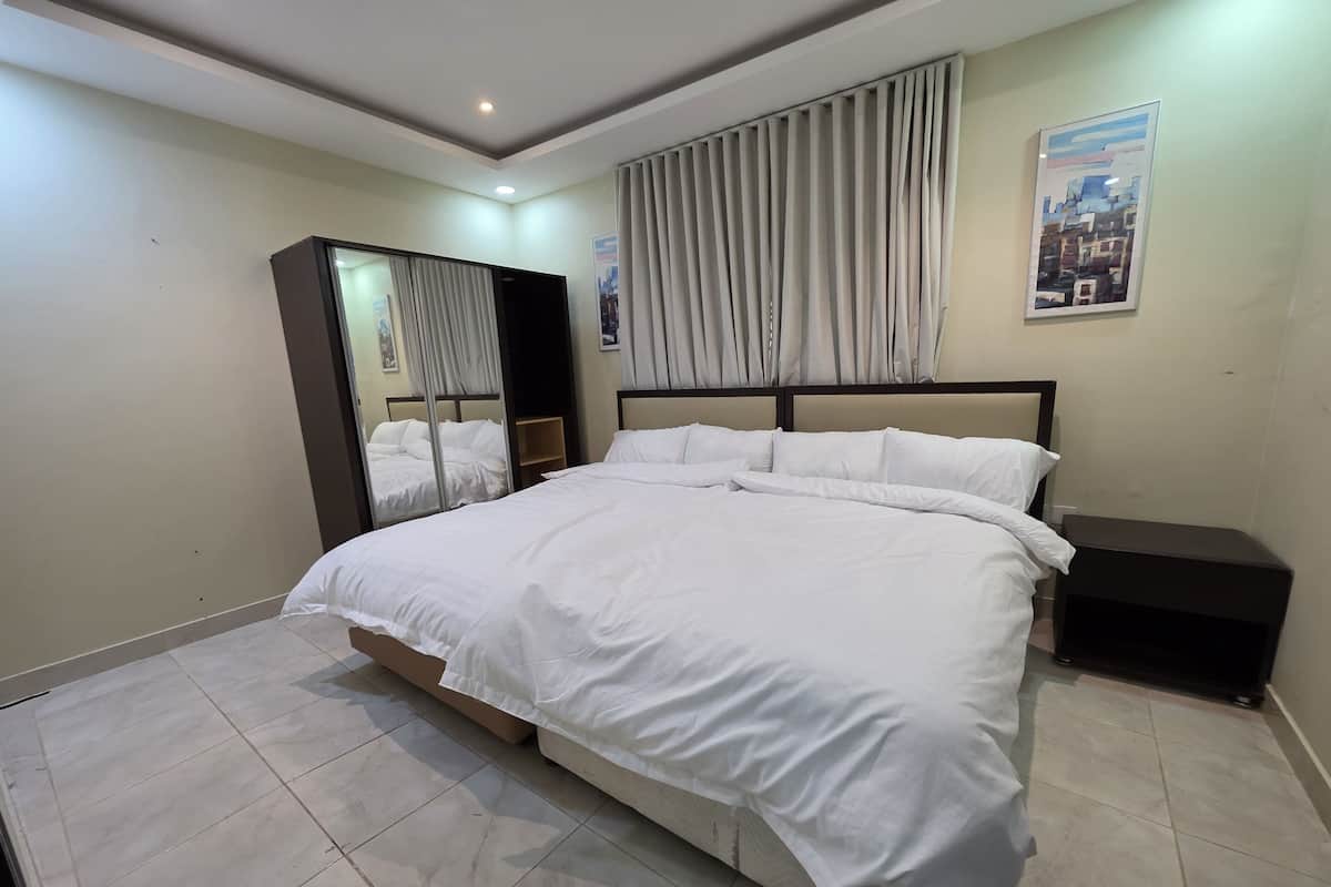 Superior Twin Room, Ensuite