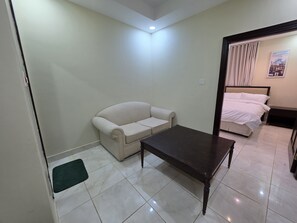 Iron/ironing board, free WiFi - Noor ul Madina Hotel Al Amidah (Madinah)