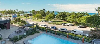 Studio 202 - Prime Location