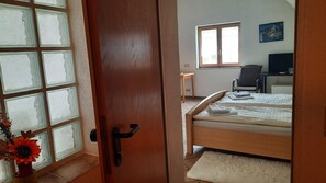 1 Schlafzimmer, kostenloses WLAN, BettwÀsche