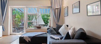 Apartment 'Schönes Maritimes Haus' with Private Terrace, Private Garden and Wi-Fi