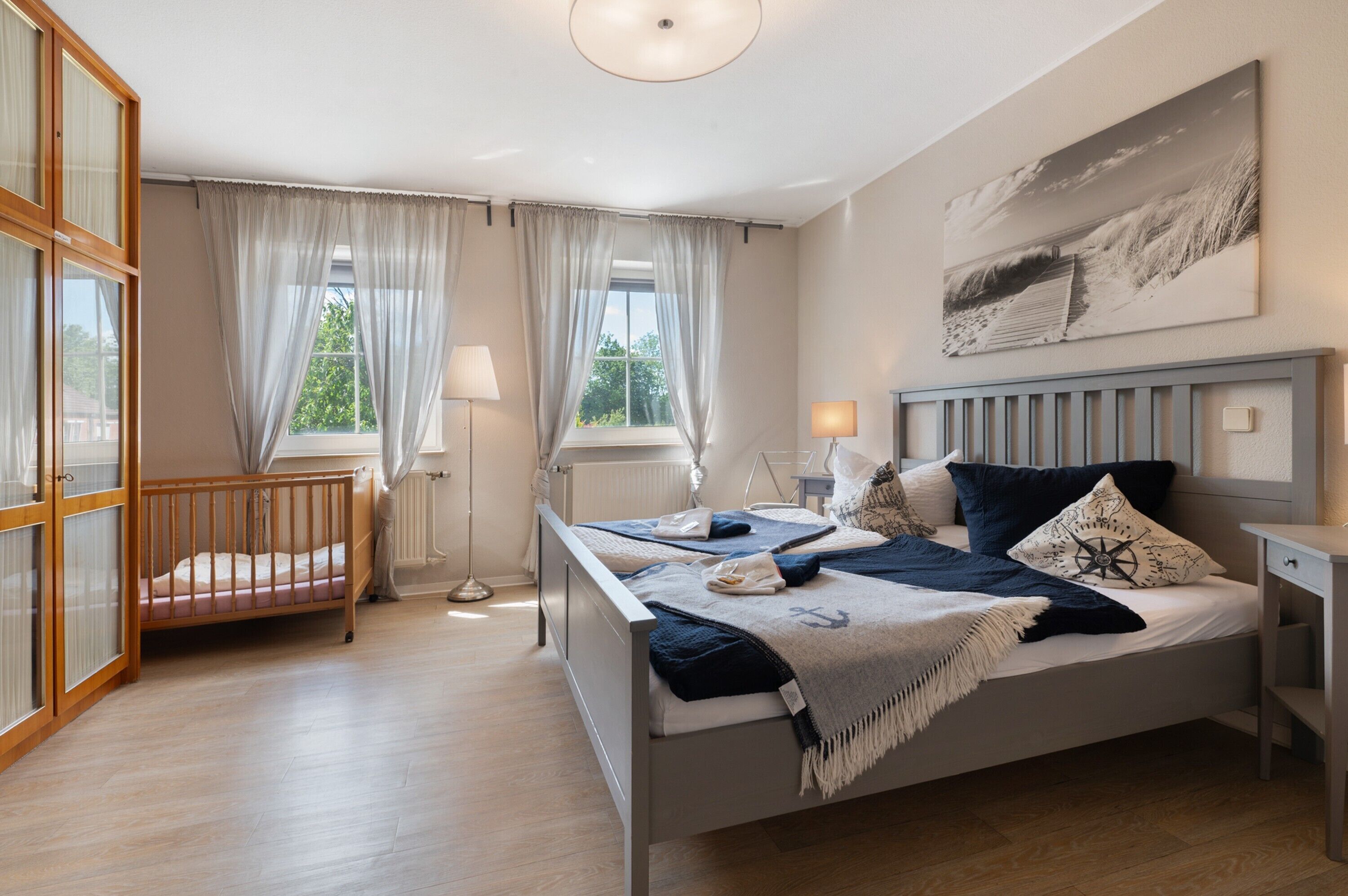 3 bedrooms, iron/ironing board, free WiFi, bed sheets