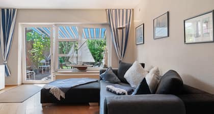 Apartment 'Schönes Maritimes Haus' with Private Terrace, Private Garden and Wi-Fi