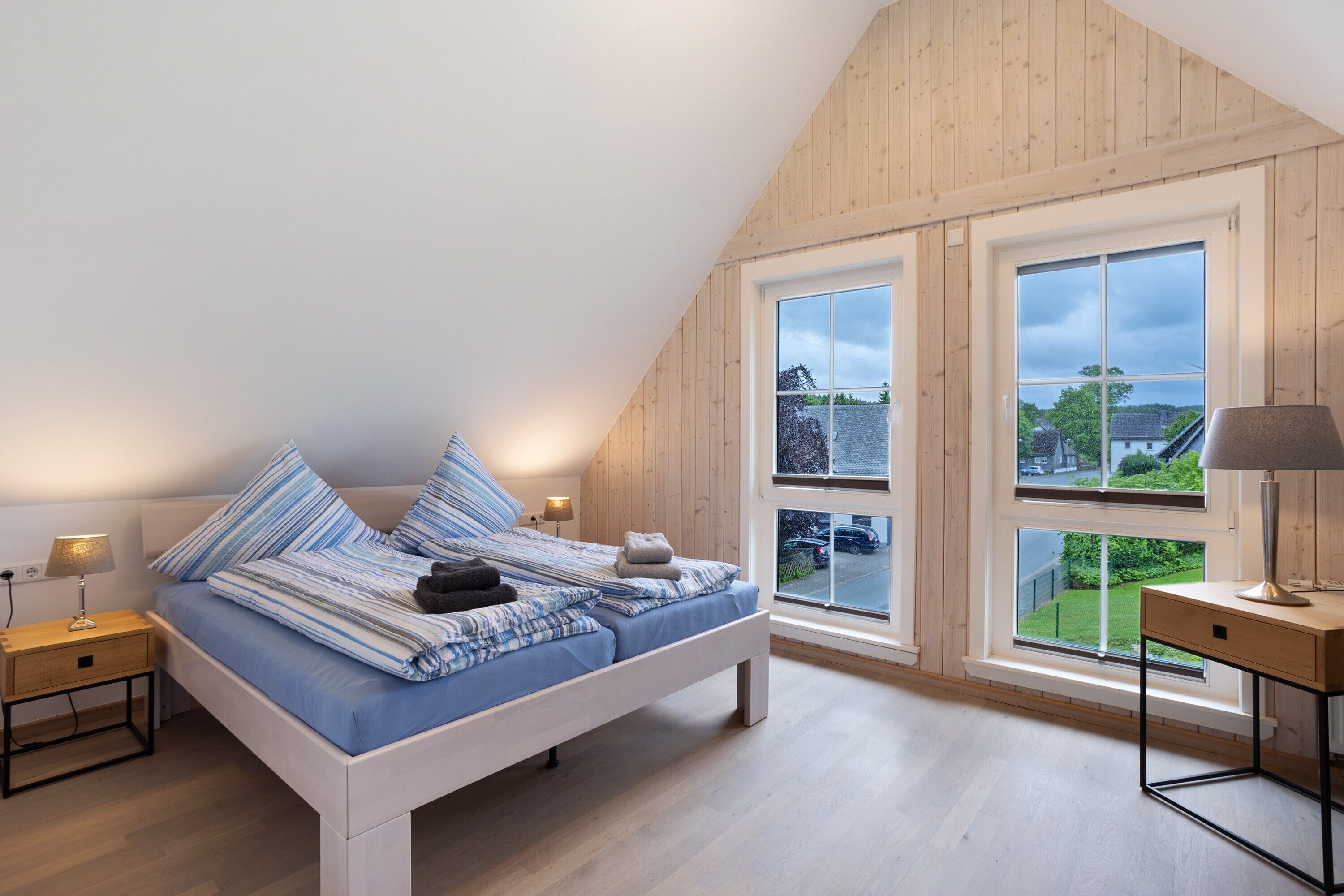 4 bedrooms, iron/ironing board, free WiFi, bed sheets