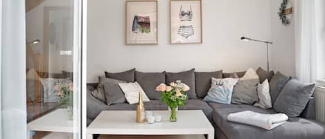 TV, DVD player, stereo