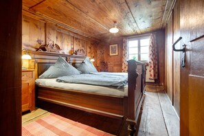 3 makuuhuonetta, ilmainen Wi-Fi, vuodevaatteet