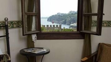 1 Schlafzimmer, Minibar, Zimmersafe, kostenloses WLAN