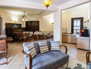 Free daily buffet breakfast - Morea Kaleici-Adults Only (Antalya)