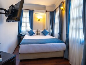 Standard Double Room | Minibar, in-room safe, free WiFi - Morea Kaleici-Adults Only (Antalya)