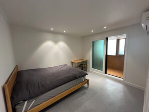 Bügeleisen/Bügelbrett, WLAN, Bettwäsche