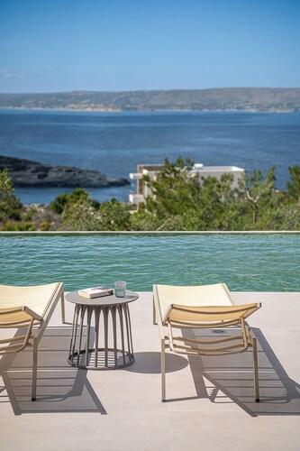 Brand new 2025,  villa Cactus by NiMaR villas, stunning seaviews infinity pool