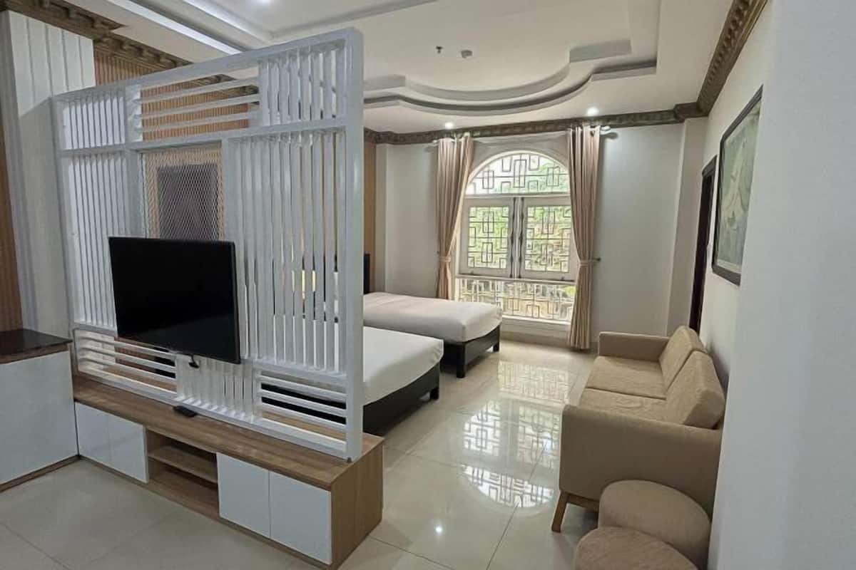 1 bedroom, in-room safe, desk, laptop workspace