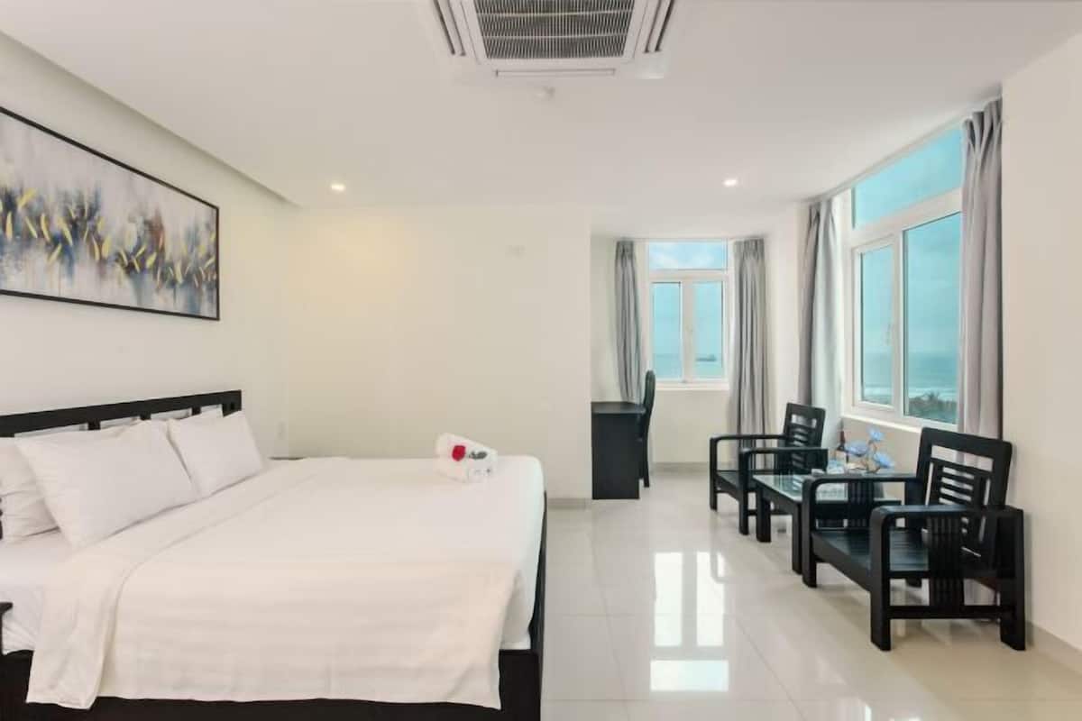 In-room safe, desk, laptop workspace, blackout drapes