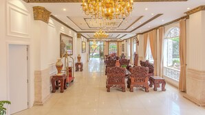 Quầy tiếp tân