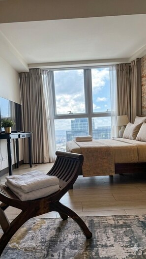 1 bedroom, iron/ironing board, free WiFi - Uptown Parksuites Tower One (Taguig)