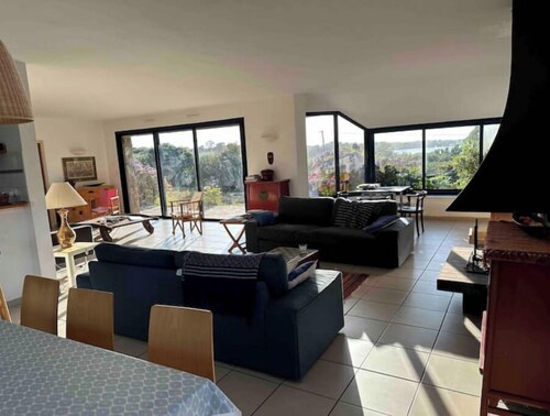 Large house - near Sarzeau_ with view of the Gulf