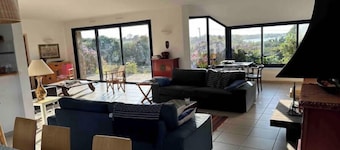 Large house - near Sarzeau_ with view of the Gulf