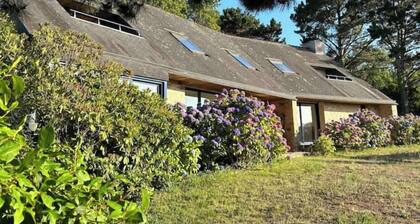 Large house - near Sarzeau_ with view of the Gulf