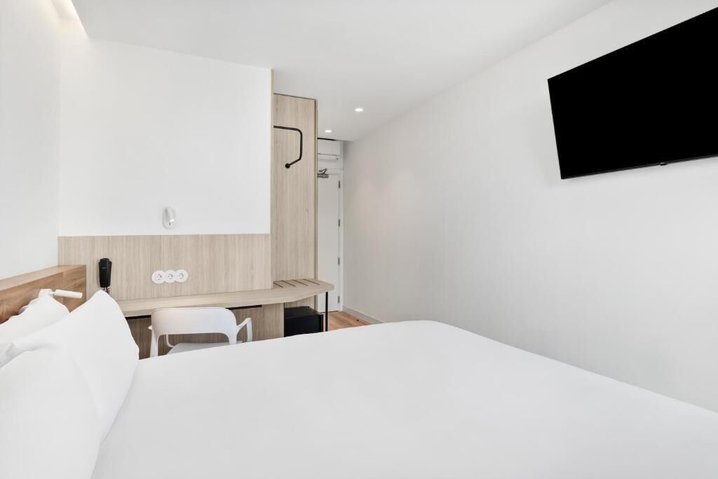 Foto - B&B HOTEL Sevilla Bormujos