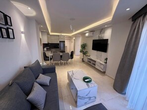 Lejlighed - 2 soveværelser - handicapvenligt - terrasse | Stue