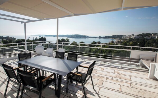 Appartement Confort, 2 chambres, vue sur la mer | Terrasse/patio