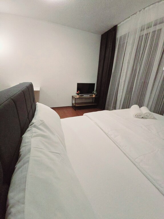 Charming And Peaceful Studio With Gorgeous Green Backyard View. Energy Boosting - Amberg