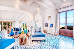 TV, fireplace - My Rental Homes | Villa Gem with sea view and pool (Soller)