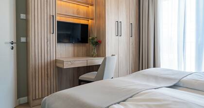 Yachthafen Premium Plus H1-4 - Holiday apartment at Yachthafen Barth