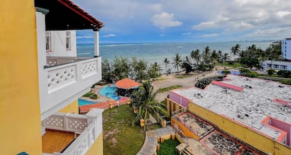 Kuzuri Kwetu Beachfront Apartments