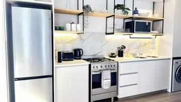 Fridge, microwave, oven, stovetop