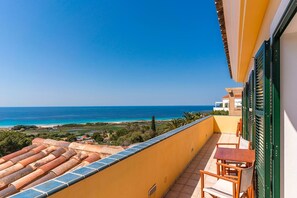 Property grounds - My Rental Homes - Villa Superba with private pool and sea view (Alaior)