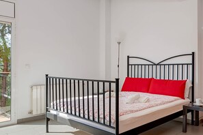 3 habitaciones, tabla de planchar con plancha y wifi gratis 
