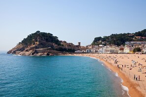 Beach - My Rental Homes | Villa Tamariu with private pool and garden (Mont-ras)